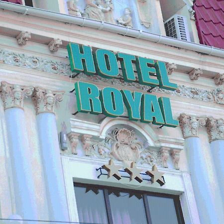 Hotel Royal Craiova Kültér fotó