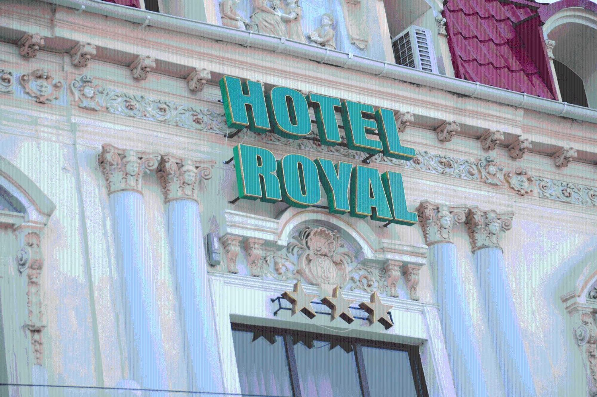 Hotel Royal Craiova Kültér fotó